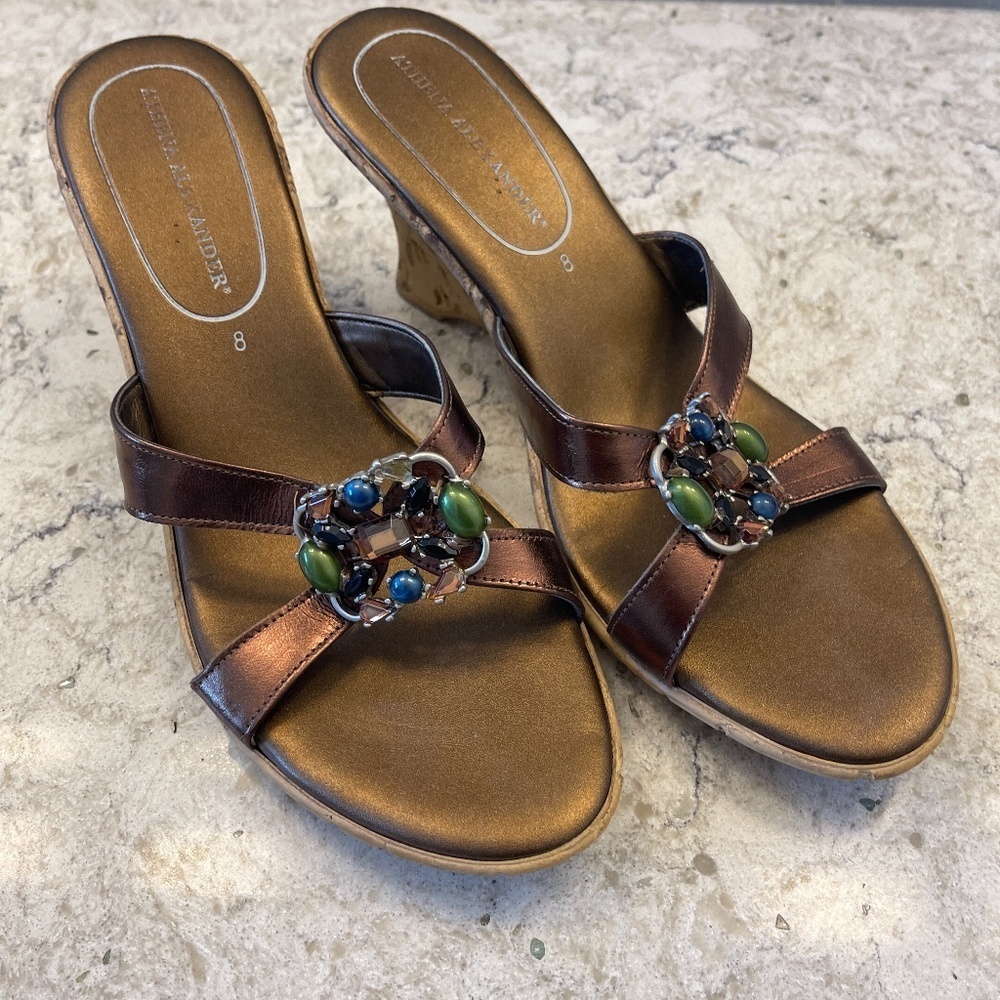 Athena Alexander wedge